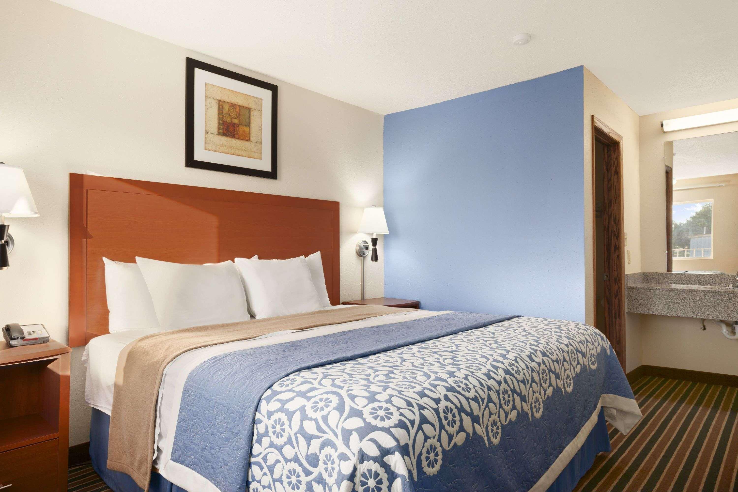 Days Inn By Wyndham Champaign/Urbana Εξωτερικό φωτογραφία